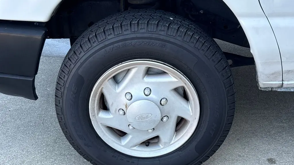 2008 Ford E-Series E-150