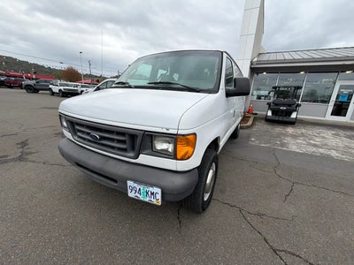 2004 Ford E-Series E-250 3DR Cargo Van
