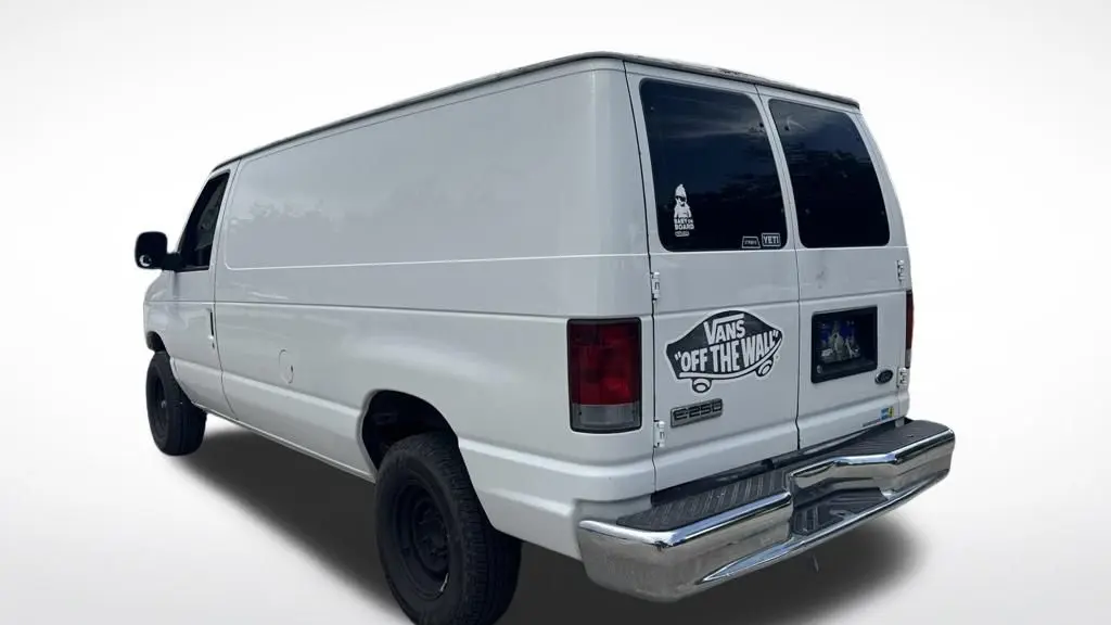 2008 Ford E-Series E-250