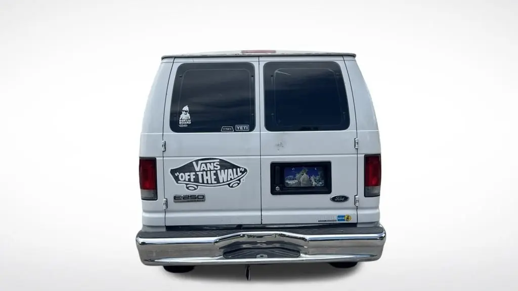 2008 Ford E-Series E-250