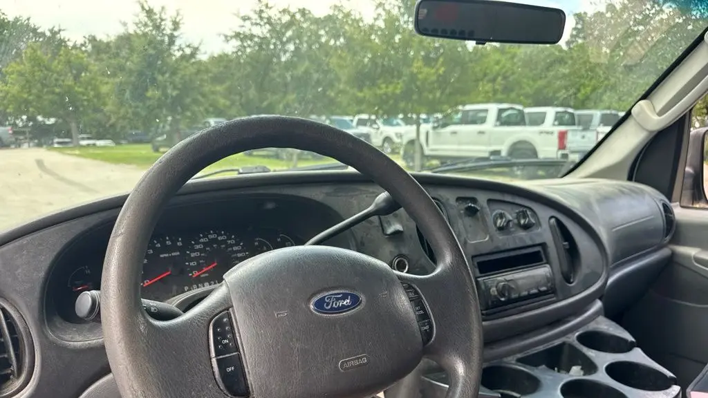 2008 Ford E-Series E-250