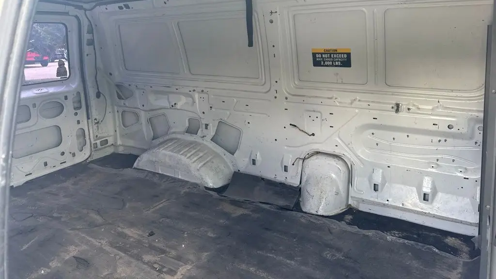 2008 Ford E-Series E-250