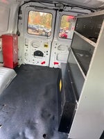 2010 E-Series Thumbnail 20