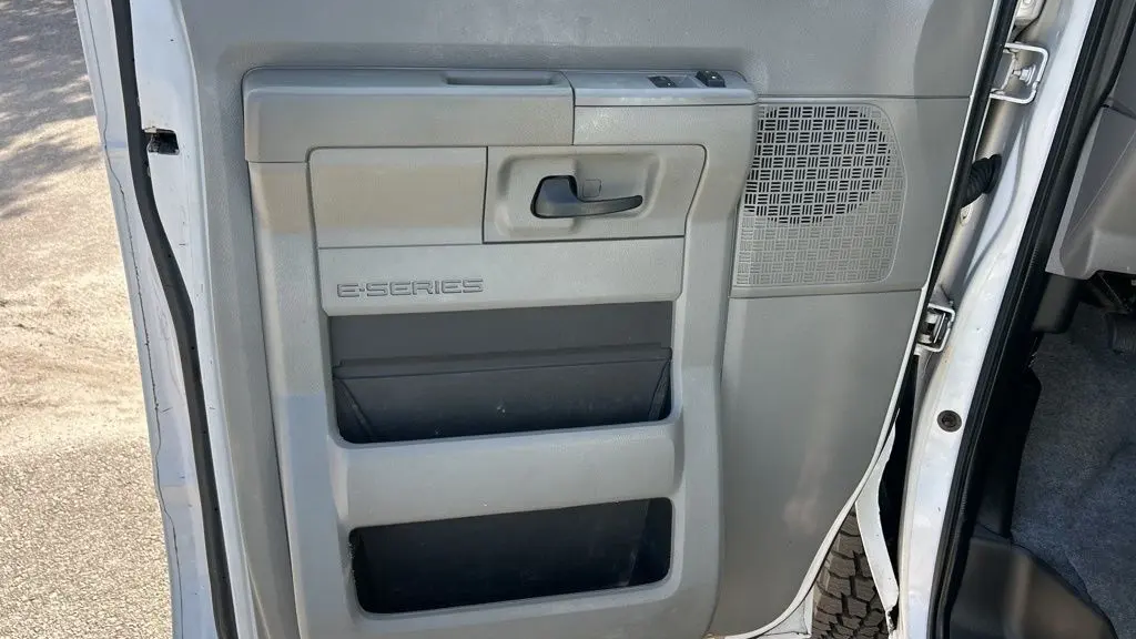 2013 Ford E-Series E-250