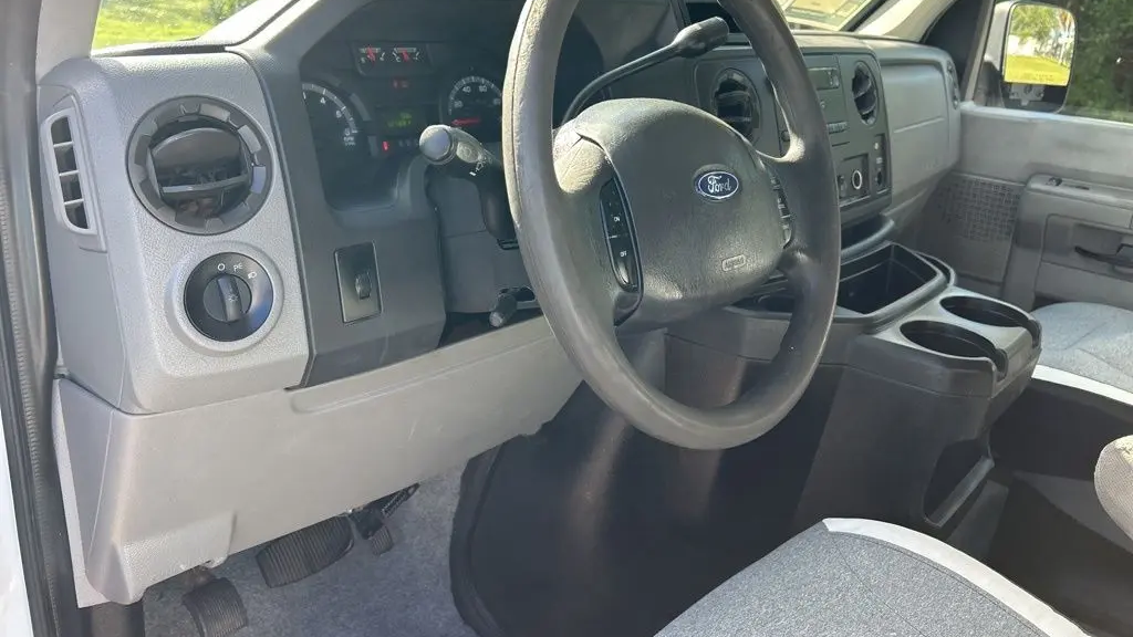 2013 Ford E-Series E-250