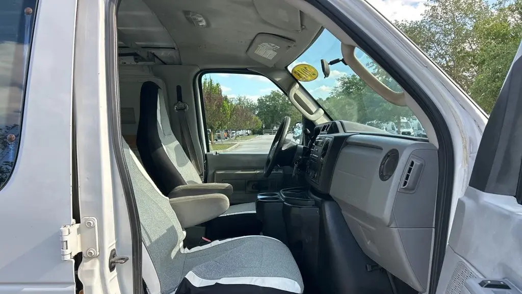 2013 Ford E-Series E-250