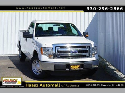 2013 Ford F-150 4X2 XL 2DR Regular Cab Styleside 8 FT. LB