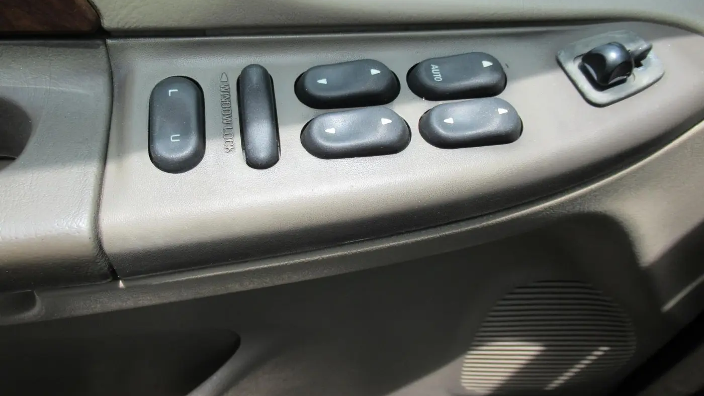 2001 Ford F-250 Super Duty XL