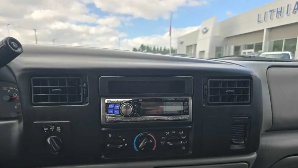 2003 Ford F-250 Super Duty XL