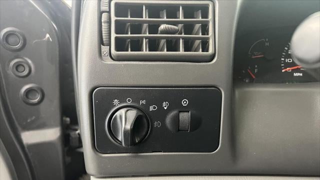 2004 Ford F-250 Super Duty XL