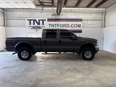 2003 Ford F-250 Super Duty 4DR Crew Cab Lariat 4WD SB