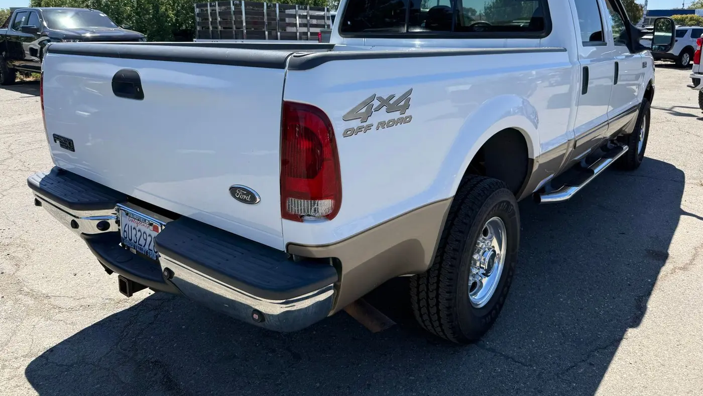 2002 Ford F-250 Super Duty Lariat