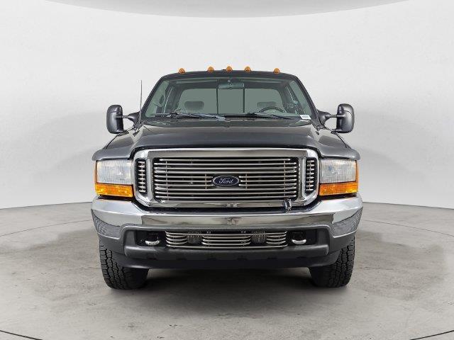 2001 Ford F-250 - $18,731