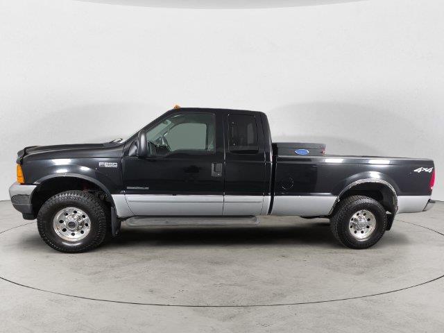2001 Ford F-250 - $18,731