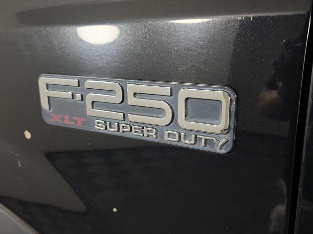 2001 Ford F-250 - $18,731