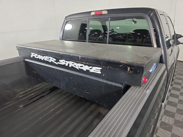 2001 Ford F-250 - $18,731