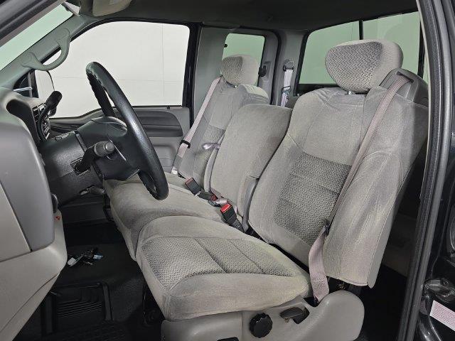 2001 Ford F-250 - $18,731