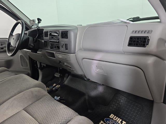 2001 Ford F-250 - $18,731