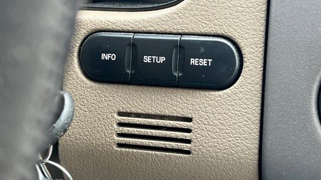 2004 Ford F-150 XLT