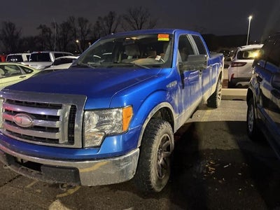 Photo of a 2009 Ford F-150 4X4 XL 4DR Supercrew Styleside 5.5 FT. SB for sale