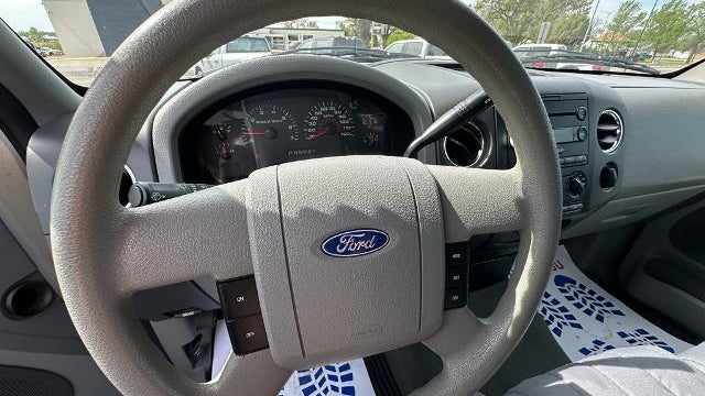 2006 Ford F-150 XLT