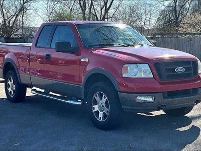 2004 Ford F-150 4DR Supercab XL 4WD Styleside 6.5 FT. SB