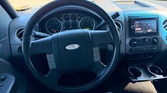 2004 Ford F-150 XL