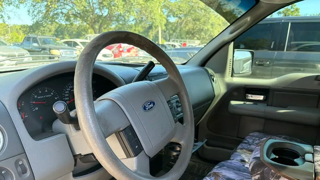 2006 Ford F-150 STX