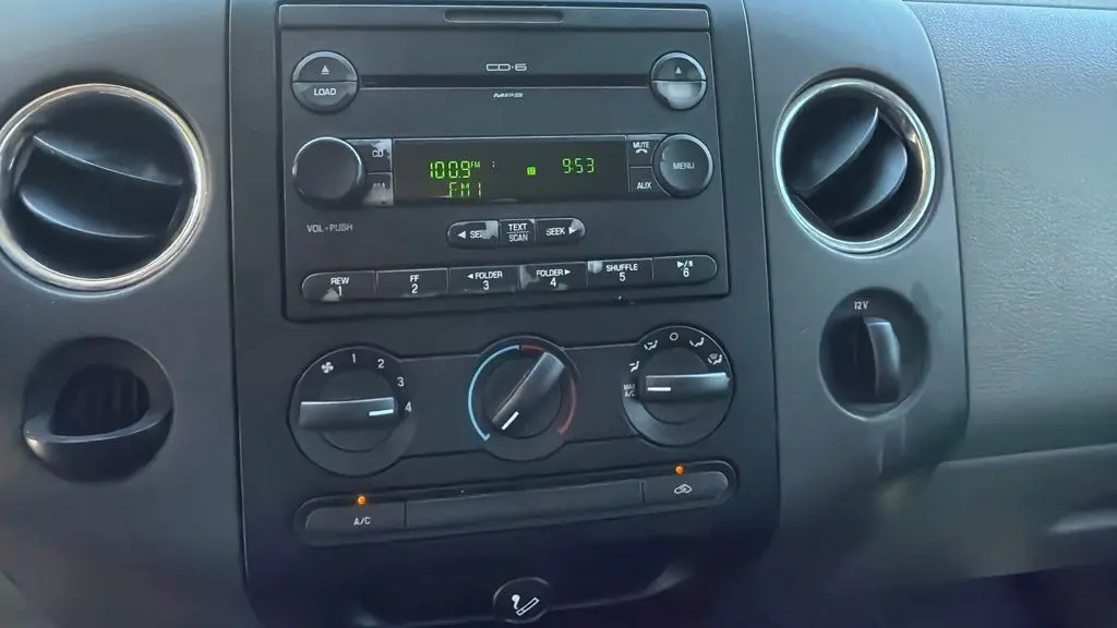 2006 Ford F-150 STX