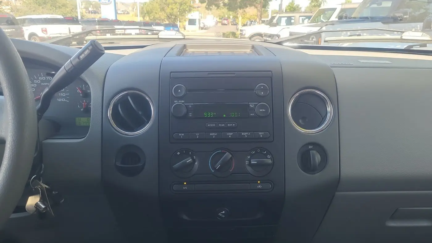 2006 Ford F-150 XL