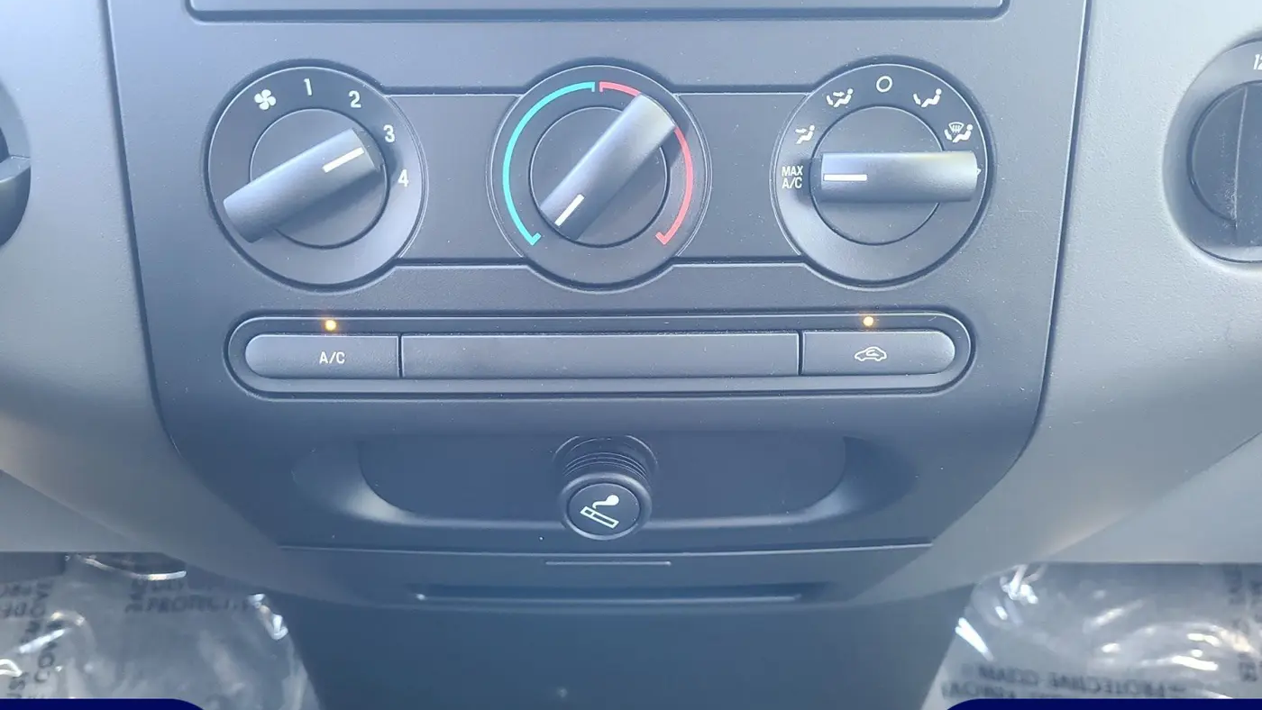 2006 Ford F-150 XL