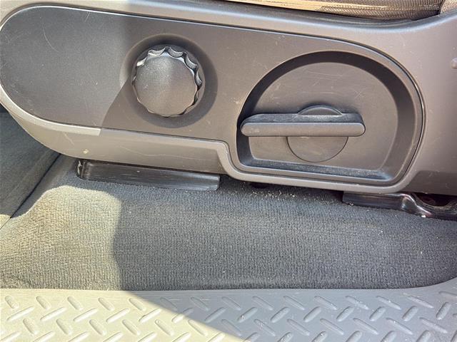2005 Ford F-150 - $4,000