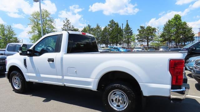 2022 Ford F-350 Super Duty XL