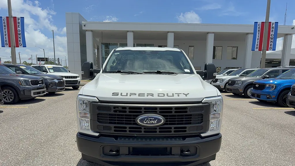 2024 Ford F-350 Super Duty XL