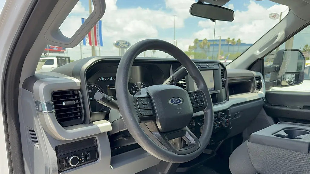 2024 Ford F-350 Super Duty XL