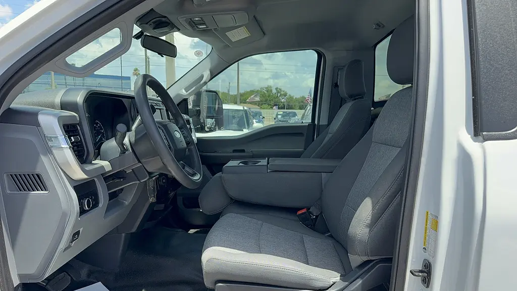 2024 Ford F-350 Super Duty XL