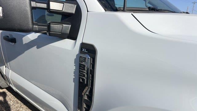 2025 Ford F-350 Super Duty XL