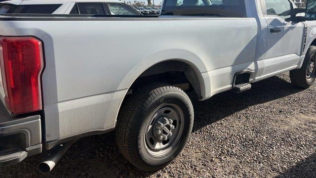 2025 Ford F-350 Super Duty XL