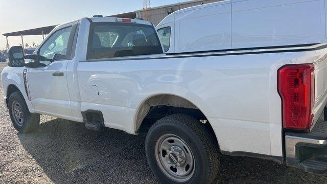 2025 Ford F-350 Super Duty XL