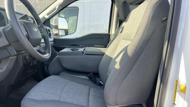 2025 Ford F-350 Super Duty XL