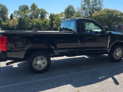 2024 Ford F-350 Super Duty 4X2 XL 2DR Regular Cab 8 FT. LB SRW Pickup