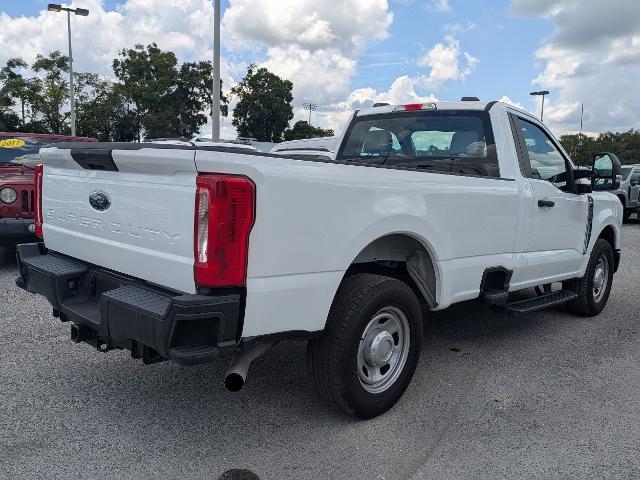 2023 Ford F-350 - $27,484