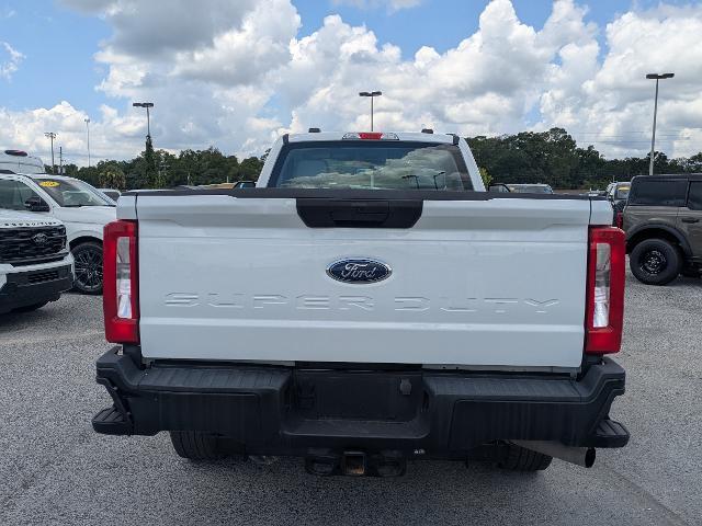 2023 Ford F-350 - $27,484