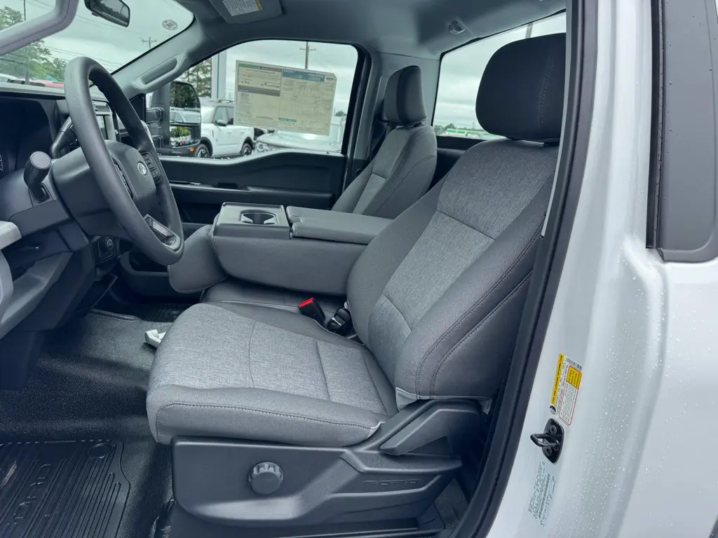 2025 Ford F-350 - $52,500