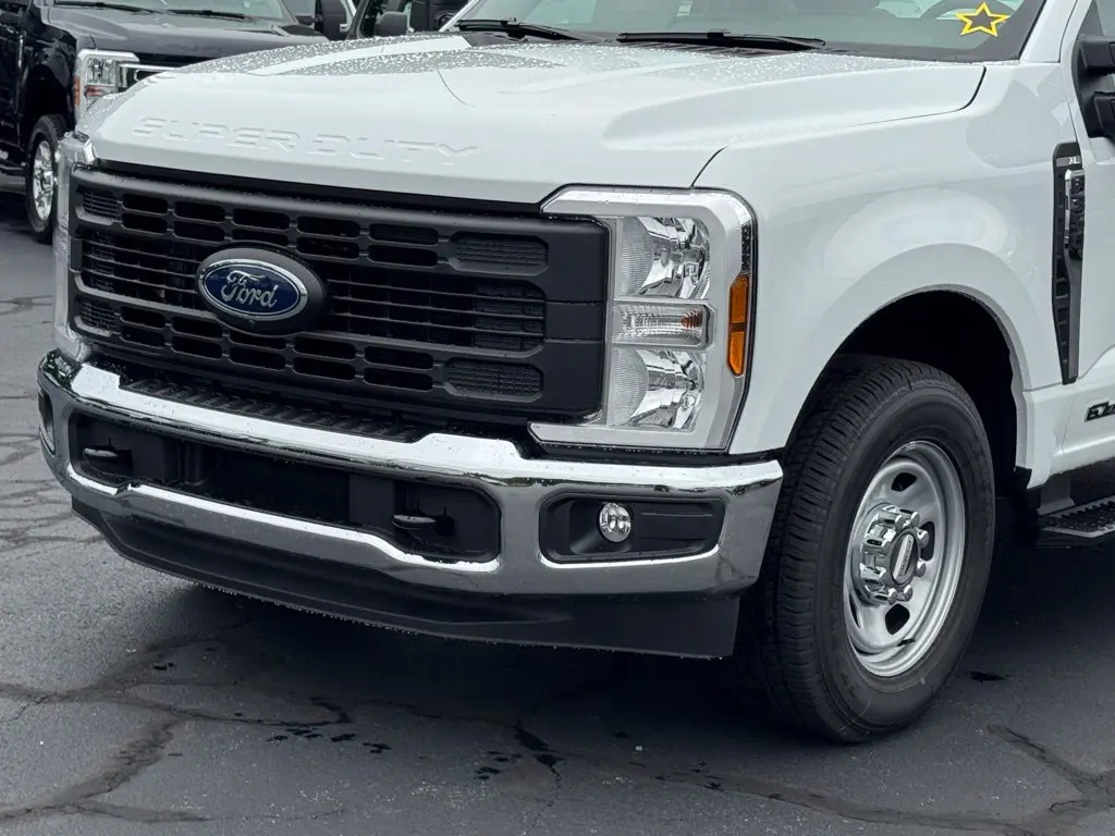 2025 Ford F-350 - $52,500