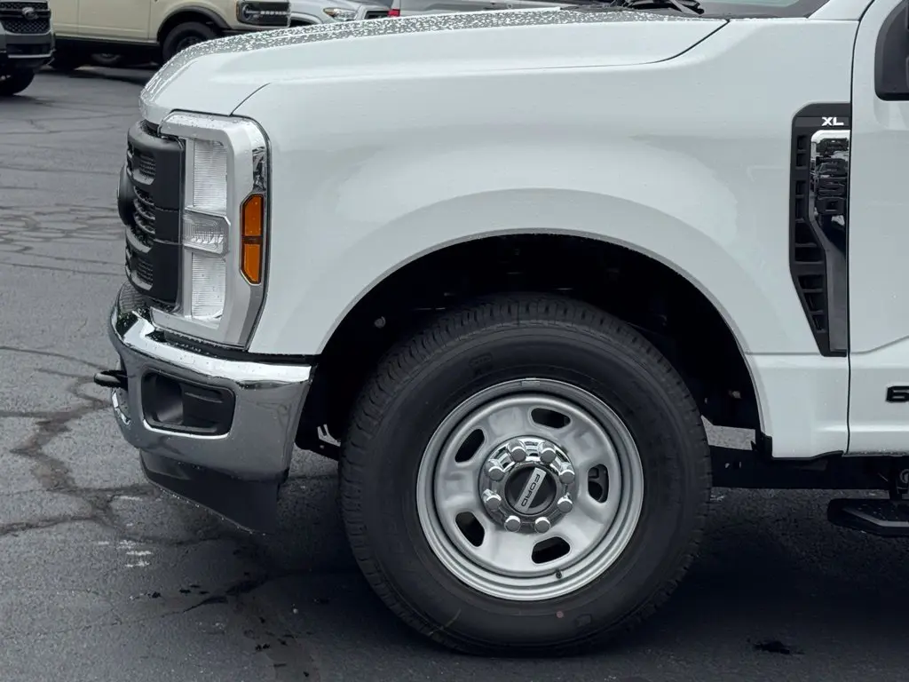 2025 Ford F-350 - $52,500