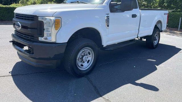 2017 Ford F-350 Super Duty XL