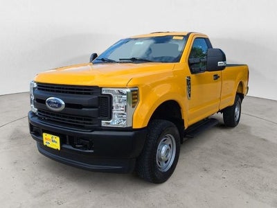 2019 Ford F-350 Super Duty 4X4 XL 2DR Regular Cab 8 FT. LB SRW Pickup