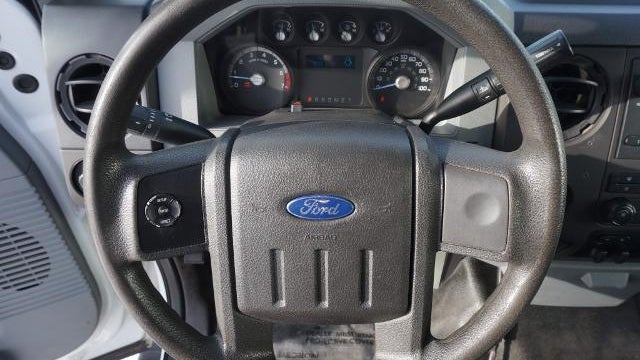 2015 Ford F-350 Super Duty XL