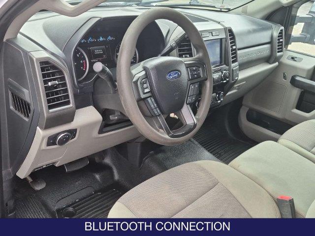 2020 Ford F-350 - $27,995